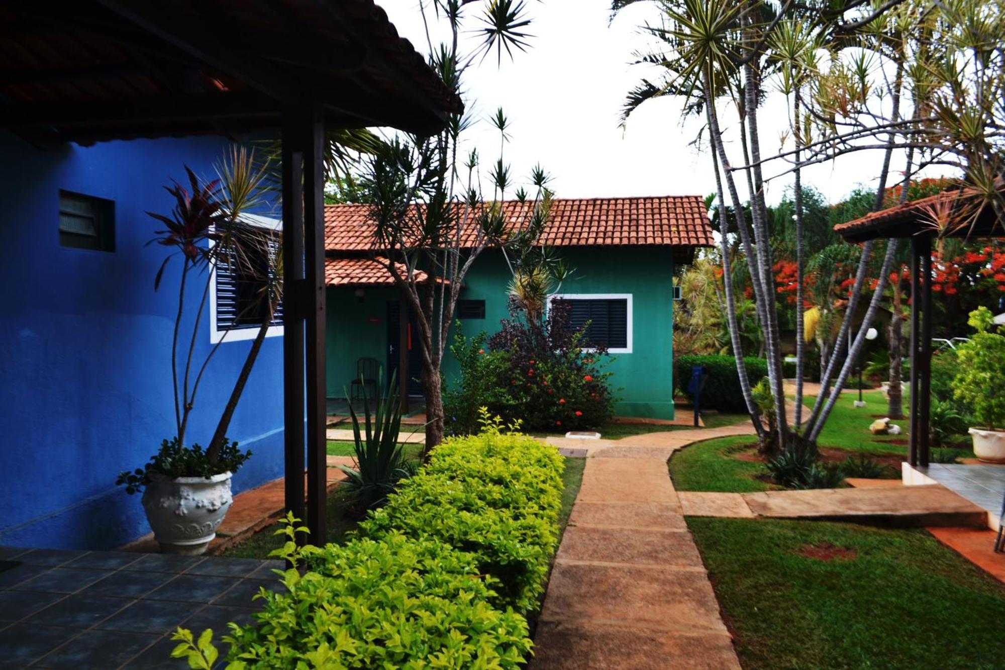 Rosa Spa E Pousada Aparecida de Goiania Exterior photo