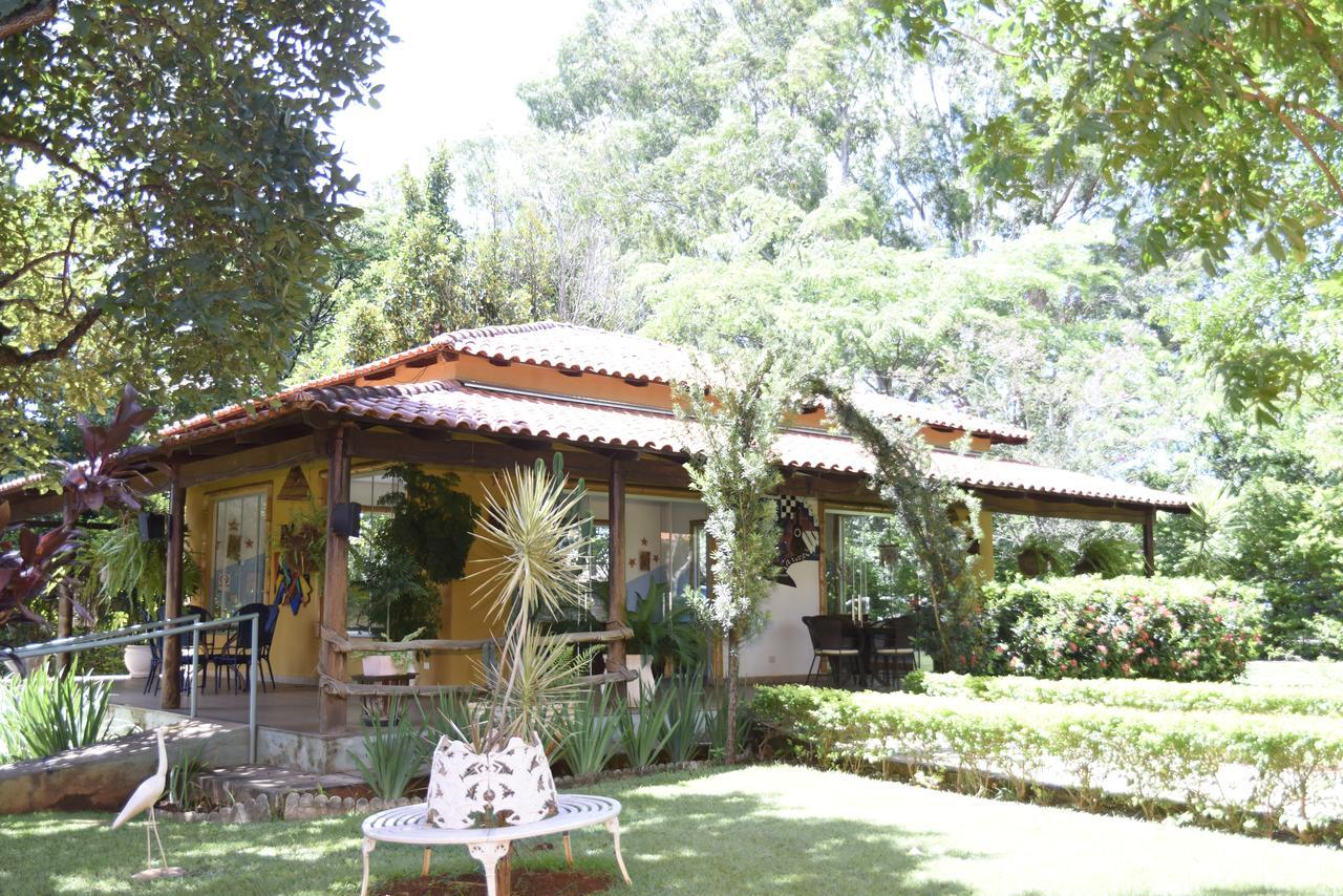 Rosa Spa E Pousada Aparecida de Goiania Exterior photo