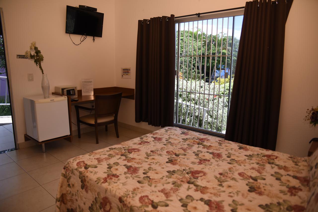 Rosa Spa E Pousada Aparecida de Goiania Exterior photo